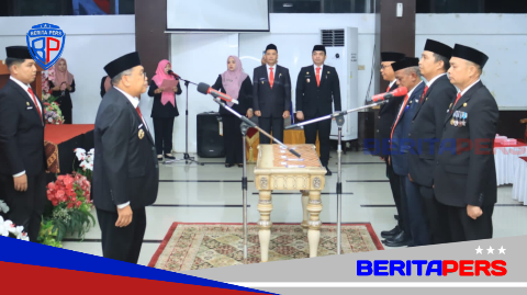 Tingkatkan Kinerja Birokrasi, Bupati Takalar Lantik 4 Pejabat Eselon II-B dan Terapkan Sistem Rotasi Berkala