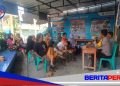 Bhabinkamtibmas Polsek Soreang Sosialisasikan Call Center 110 Lewat Jumat Curhat