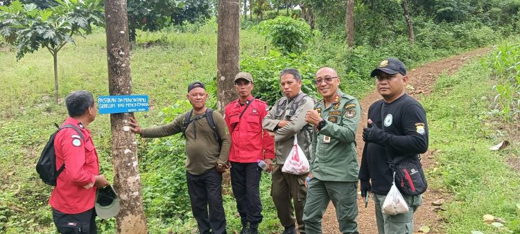 KPH Kelara DLHK Sulsel Gelar Patroli Perlindungan Hutan dan Aksi Bersih di Jalur Pendakian Bulu Pengka