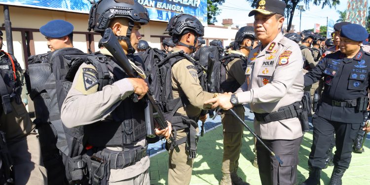 Apel Pemberangkatan Ops Amole 2026, Kapolda Sulsel Tekankan Profesionalisme dan Kehormatan