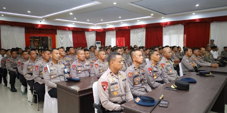 Kapolda Sulsel Arahkan Personel Polres Luwu Utara, Tekankan Profesionalitas dan Disiplin