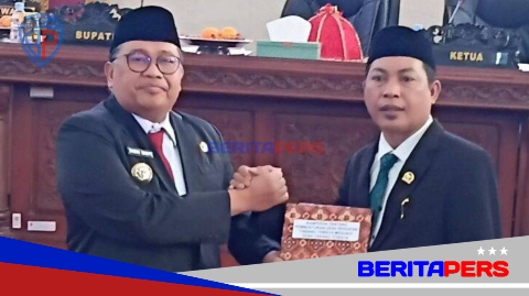 Bupati Takalar Usulkan Desa Tarang Toa Segera Terbentuk dan Serahkan Ranperda ke DPRD