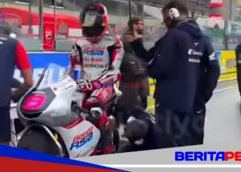 Veda Ega Pratama Nyaris Podium di Le Mans! Tampil Heroik di Trek Basah Race Moto3