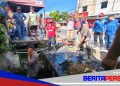 Tim Damkar Parepare Lakukan Pengerukan Drainase di Cappa Galung, Perkuat Antisipasi Banjir dan Genangan