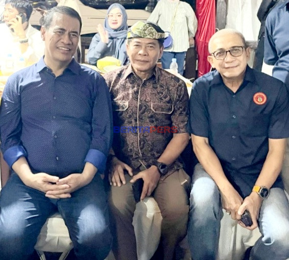 Zainal Arifin Paliwang Sebut IKA Unhas Kekuatan Besar, Amran Sulaiman Siap Gerakkan Perubahan