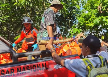 Basarnas Makassar Temukan Kedua Korban Terseret Arus Sungai Buakkang dalam Kondisi Meninggal Dunia