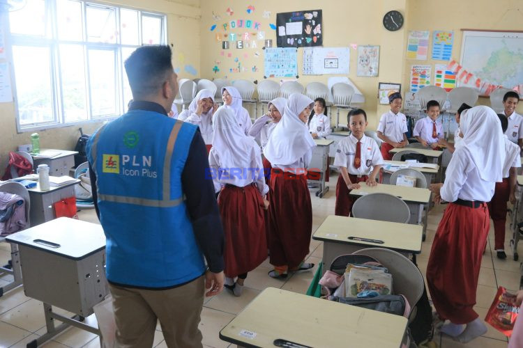 PLN Icon Plus Hadir di Sekolah, Ajak Siswa Jadi Generasi Cerdas Digital