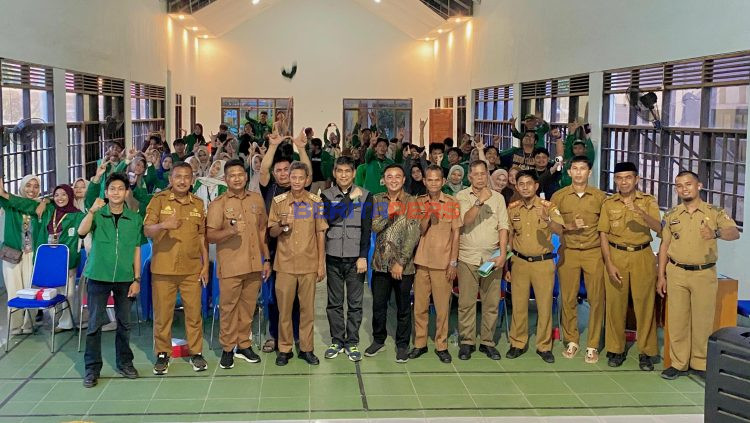 Seminar Hasil dan Pelepasan KKN 14 di Tanasitolo Berlangsung Khidmat