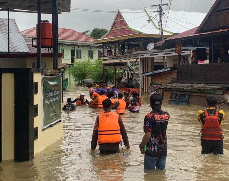 Banjir Rendam Sejumlah Wilayah di Bone, 67 Warga Dievakuasi dan 2 Orang Meninggal