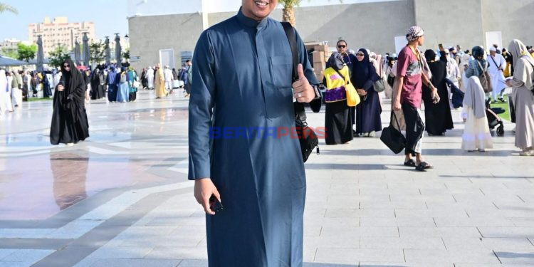 Travel Umrah Keluhkan Lonjakan Harga Tiket Akibat Konflik Timur Tengah