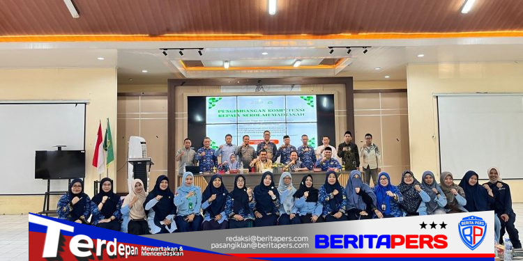 Membangun Masa Depan Pendidikan: Sinergi Epik STIMI YAPMI Makassar dan Kepala Sekolah/Madrasah Se-Kota Makassar Lahirkan Pemimpin Inovatif