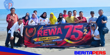 Rayakan Hari Jadi ke-2 di Pantai Angin Mammiri, Komunitas REWA Berkomitmen Jaga Nilai Siri’ Na Pacce
