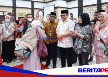 ​Sambut Kepulangan 385 Jemaah Haji Kloter 7, Wabup Gowa Harap Jadi Teladan Kebaikan di Tengah Masyarakat
