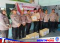 Semangat Hari Bhayangkara Ke-80, Polres Parepare Salurkan Bantuan Sosial bagi Keluarga Pra Sejahtera