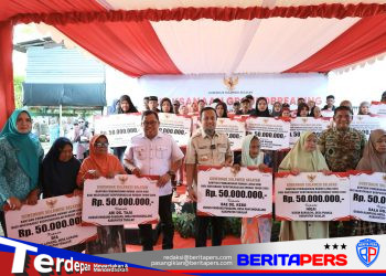 ​Tekan Kemiskinan Ekstrem, Gubernur Sulsel dan Bupati Takalar Daeng Manye Mulai Bangun 40 Rumah Layak Huni