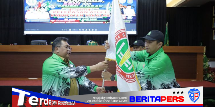Dilepas Resmi oleh Bupati Firdaus Daeng Manye, Kontingen PGRI Takalar Siap Tempur di Porseni Sulsel 2026