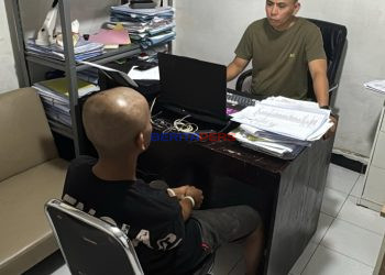 Polsek Makassar Amankan Pelaku Pencurian Emas 4 gram.