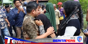 Tasming Hamid Turun Langsung Pastikan Penanganan Kebakaran Dua Rumah Berlangsung Cepat dan Optimal di Parepare