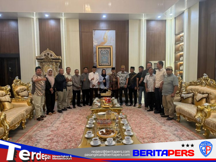 Sederet Tokoh Agama dan Adat Gowa Sambangi Rujab, Support Bupati Husniah Talenrang