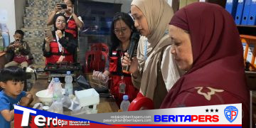 KKN Unhas Gelombang 116 Sulap Ikan Teri Jadi Bakso Bergizi untuk Cegah Stunting di Parepare