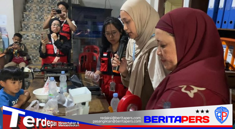 KKN Unhas Gelombang 116 Sulap Ikan Teri Jadi Bakso Bergizi untuk Cegah Stunting di Parepare