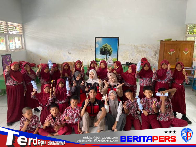 Mahasiswa KKN Unhas Berdayakan Siswa SD Melalui Edukasi Pengelompokan Sampah Dan Dampaknya