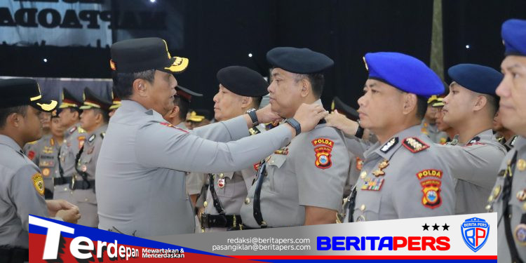 Kapolda Sulsel Pimpin Sertijab Pejabat Utama dan Kapolres Jajaran Serta Lantik Karolog dan Kapolresta Gowa