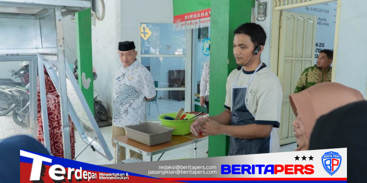 Dorong Mustahik Naik Kelas, BAZNAS Bulukumba Gelar Pelatihan Ayam Crispy