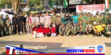 Kapolsek Bacukiki AKP Bustan Tarika Perkuat Sinergitas Karya Bakti Sambut HUT RI ke-81 di TMP Paccekke