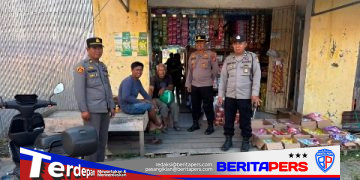 Patroli Dialogis di Pasar Mangkoso, IPTU  Mansyur Ajak Masyarakat Jaga Kamtibmas