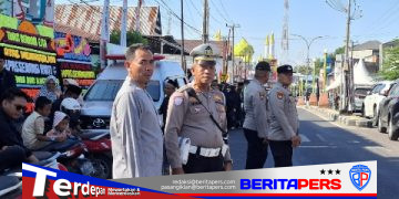Ayahanda Wakil Walikota Parepare Meninggal, Personil Polsek Ujung Lakukan Pengamanan Dirumah Duka