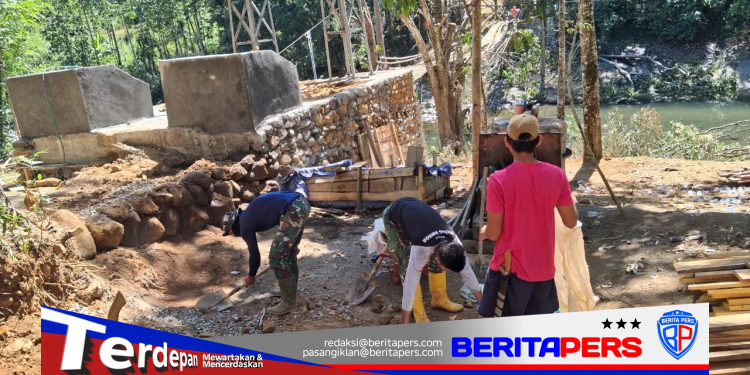 Wujudkan Akses Pinggiran, Kodim 1409/Gowa Bersama Warga Kejar Penuntasan Jembatan Gantung Tahap V