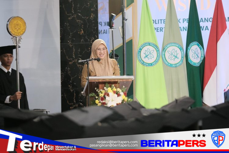 Bupati Husniah Talenrang di Wisuda Polbangtan Gowa: Anak Muda Harus Hadir Tingkatkan Nilai Tambah Hasil Tani