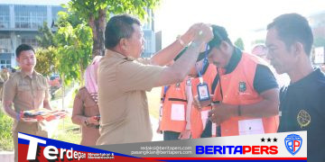 Cegah Kebocoran PAD, Dishub Bulukumba Resmi Lengkapi 35 Jukir dengan Rompi dan ID Card