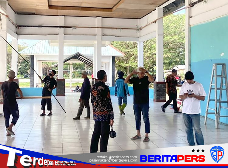 Sambut HUT ke-81 RI, Disporapar Luwu Utara Gerak Cepat Benahi Fasilitas Lapangan Tamsis Masamba