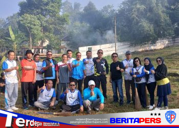 Jelang Renungan Suci HUT ke-81 RI, Perkimtanhub Sulbar Turut Berpartisipasi Bersihkan TMP Pati’di