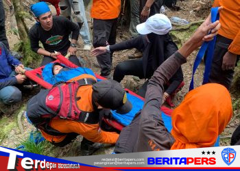 Tim Siaga Merah Putih Evakuasi 31 Korban Pendakian Gunung Bawakaraeng