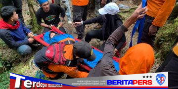 Tim Siaga Merah Putih Evakuasi 31 Korban Pendakian Gunung Bawakaraeng