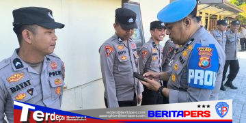Propam Polres Majene Sidak Smartphone Personel, Antisipasi Judol dan Pinjol