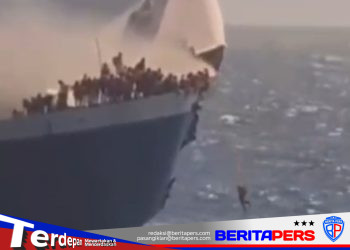 Penumpang Lompat ke Laut Saat KM Mutiara Sentosa 2 Terbakar
