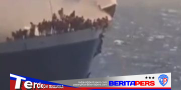 Penumpang Lompat ke Laut Saat KM Mutiara Sentosa 2 Terbakar