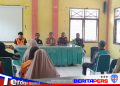 Bhabinkamtibmas Polsek KPN Hadiri Silaturahmi Mahasiswa KKN UNM Di Kel. Mallusetasi