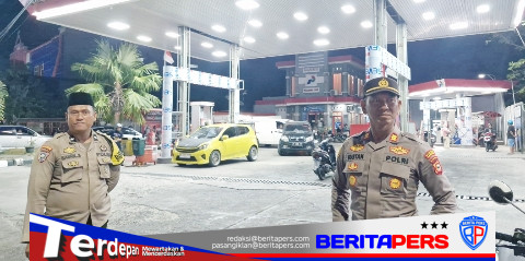 Kapolsek Bacukiki AKP Bustan Pantau SPBU Patung Pemuda, Pastikan Penyaluran BBM Aman dan Tertib