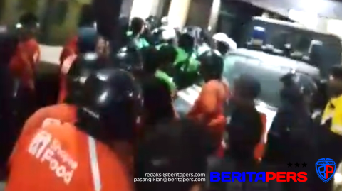 Ratusan Pengemudi Ojol Geruduk Polsek Mamajang, Desak Tangkap Pelaku Penebasan