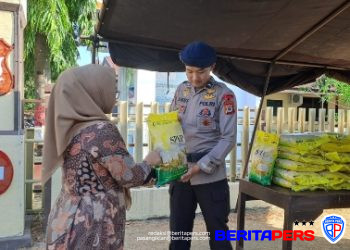 Stabilkan Harga Beras, Batalyon B Pelopor Satuan Brimob Polda Sulsel Gelar Gerakan Pangan Murah