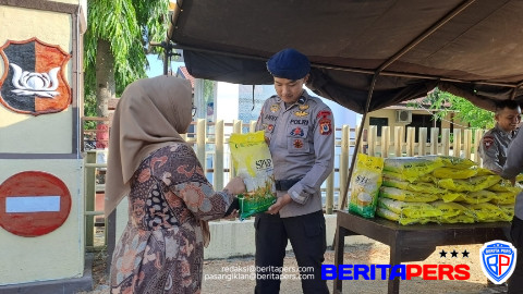 Stabilkan Harga Beras, Batalyon B Pelopor Satuan Brimob Polda Sulsel Gelar Gerakan Pangan Murah