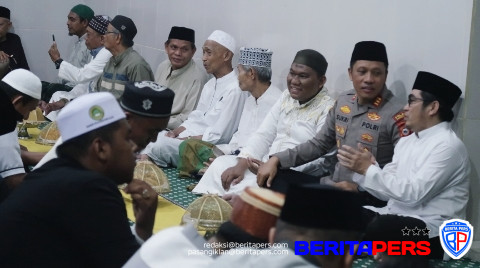 Kapolsek dan Camat Ujung Hadiri Maulid Nabi, Hadir di Tengah Warga Berikan Dukungan Moral