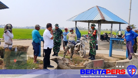 Camat Lanrisang Bersama Danramil Tinjau Debit Air Tersier Kelompok Tani