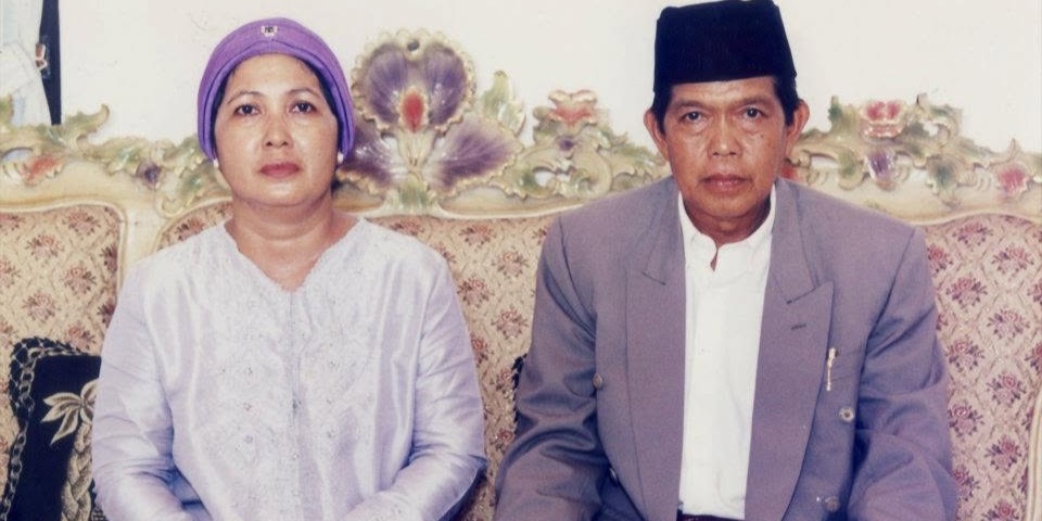 Alm H. Muhammadong & Alm Hj. Farida