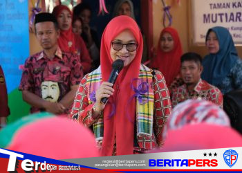 Husniah Talenrang : Membangun Pendidikan Berarti Menanam Investasi Dunia Akherat